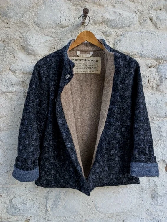 Elvet iii open front sm.jpg